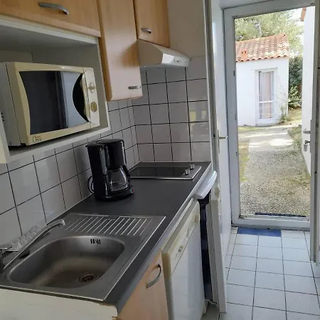 Maison 4 Personnes Avec Piscine Holiday home Dolus-d'Oleron